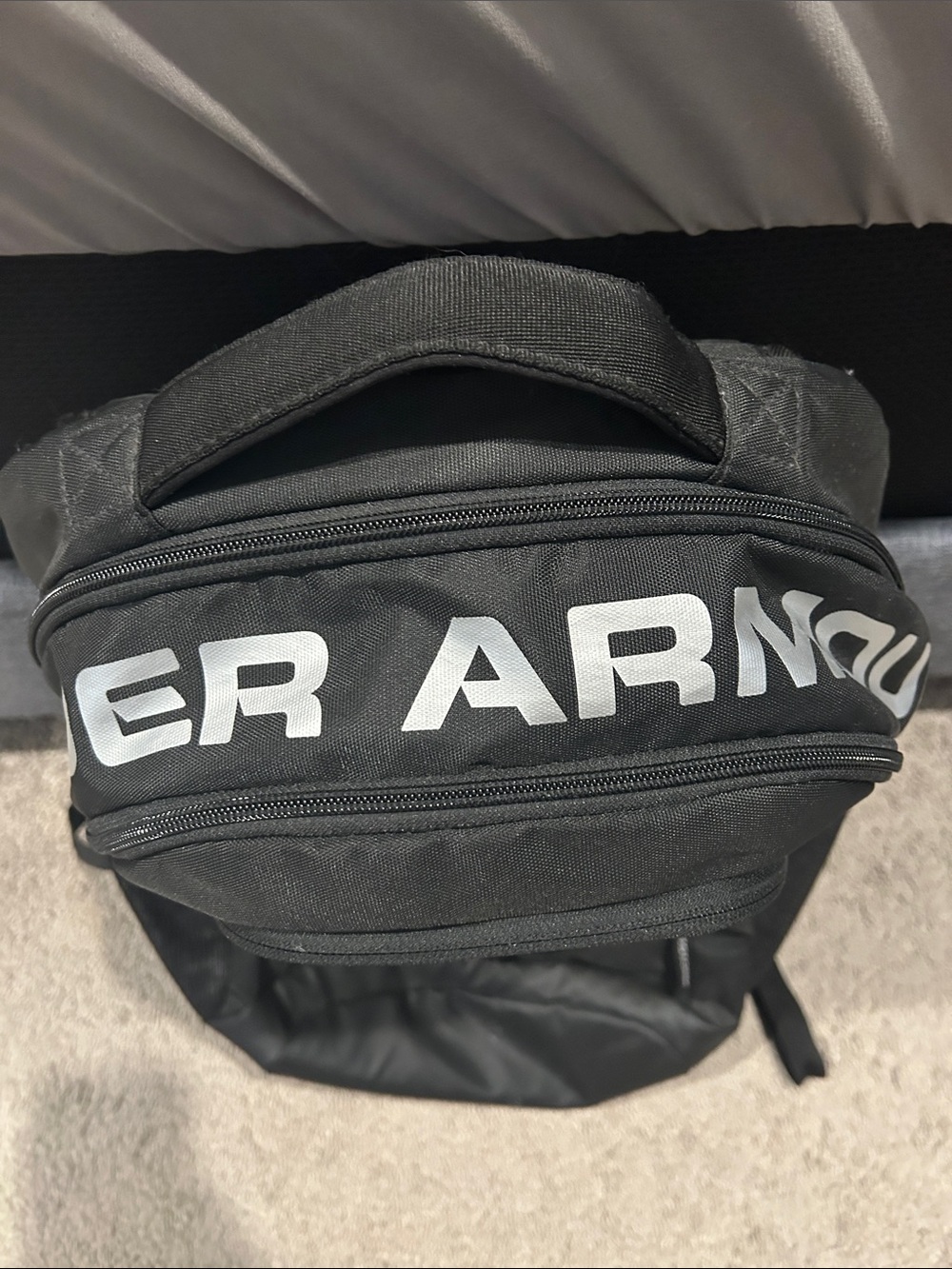 Under Armour Backpack - Picture 3 of 6